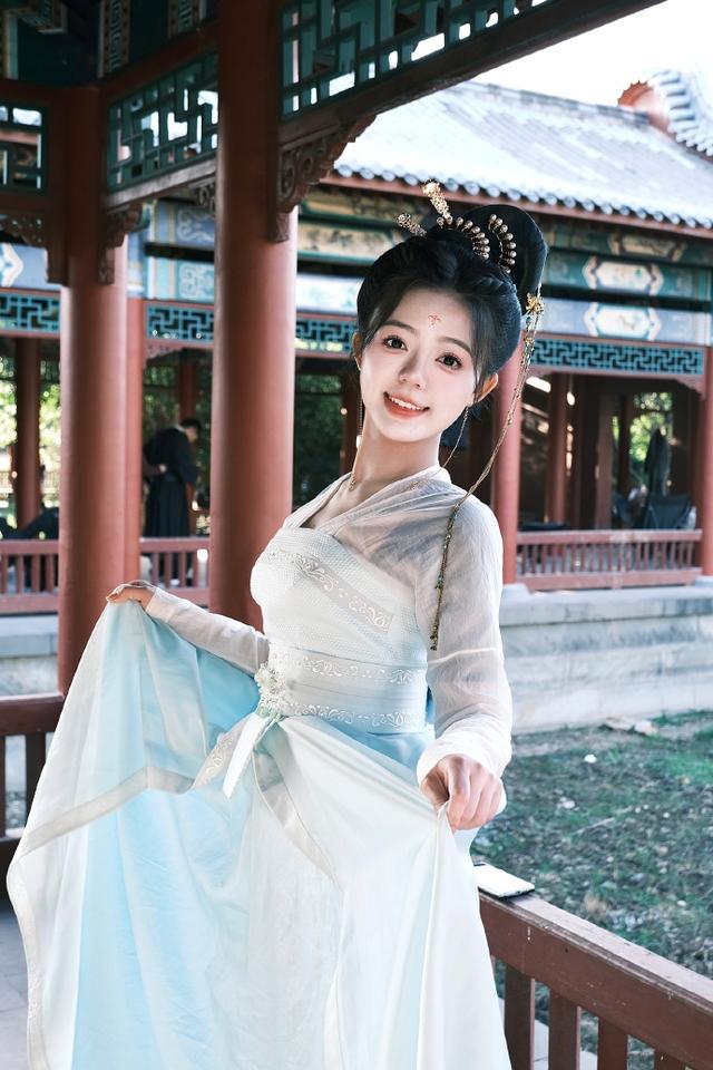 郭伯母短剧独家首播